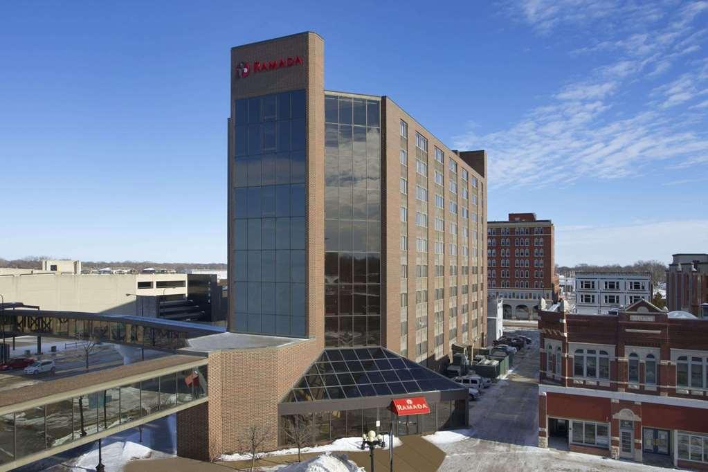 Best Western Plus Executive Residency Waterloo & Cedar Falls Exterior foto
